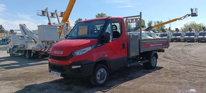 Iveco 35C13 - Tipper - Camión volquete: foto 4 Iveco 35C13 - Tipper - Camión volquete: foto 4
