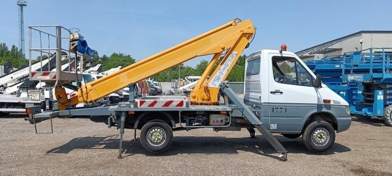 Mercedes-Benz Sprinter Multitel EC16 ALU - 16m, 265kg - Camión con plataforma elevadora: foto 4 Mercedes-Benz Sprinter Multitel EC16 ALU - 16m, 265kg - Camión con plataforma elevadora: foto 4