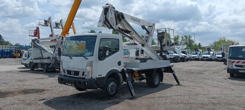 Nissan Cabstar Oil&Steel Snake 189 - 18 m, 225 kg - Camión con plataforma elevadora: foto 2 Nissan Cabstar Oil&Steel Snake 189 - 18 m, 225 kg - Camión con plataforma elevadora: foto 2