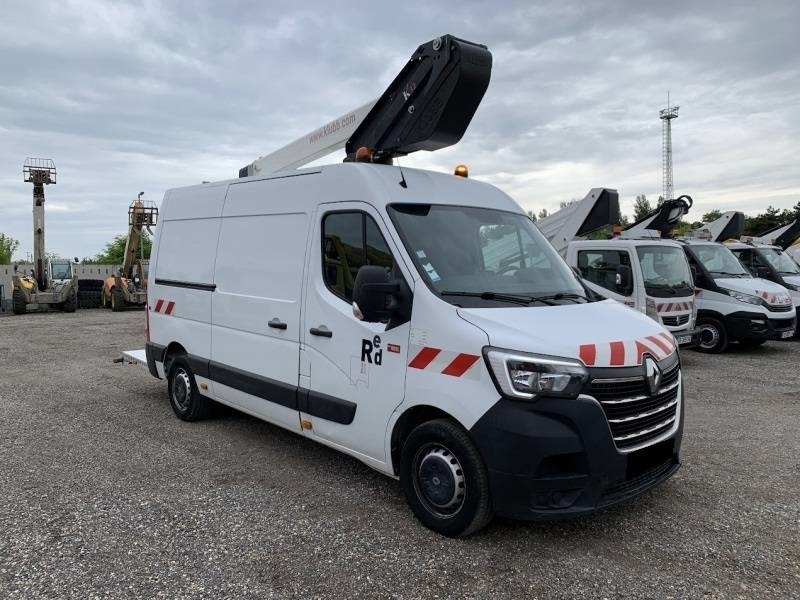 Renault Master Klubb K32 - 12,5 m, 120 kg - Camión con plataforma elevadora: foto 1 Renault Master Klubb K32 - 12,5 m, 120 kg - Camión con plataforma elevadora: foto 1