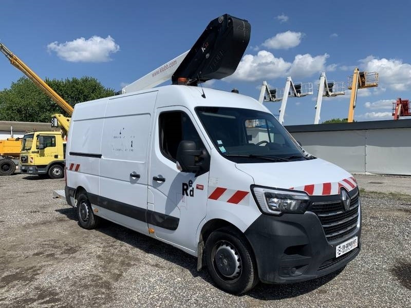 Renault Master Klubb K32 - 12,5 m, 120 kg - Camión con plataforma elevadora: foto 1 Renault Master Klubb K32 - 12,5 m, 120 kg - Camión con plataforma elevadora: foto 1