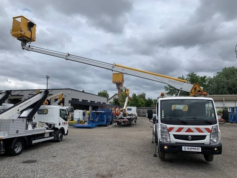 Camión con plataforma elevadora Renault Maxity Multitel 160 ALU DS - 16m: foto 10