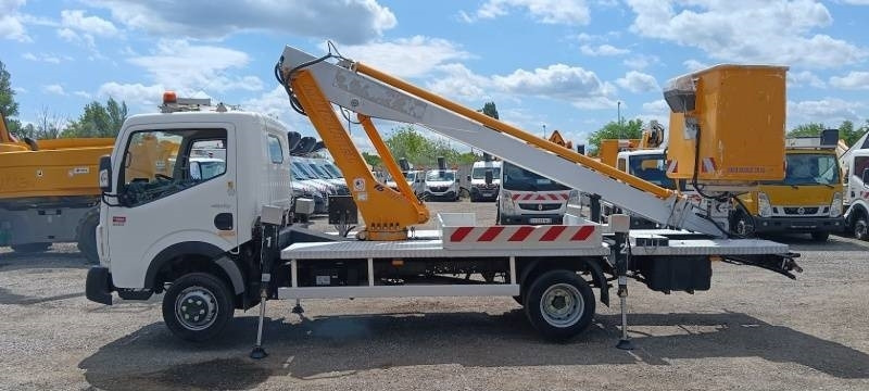 Renault Maxity Multitel 160 ALU DS - 16m - Camión con plataforma elevadora: foto 5 Renault Maxity Multitel 160 ALU DS - 16m - Camión con plataforma elevadora: foto 5