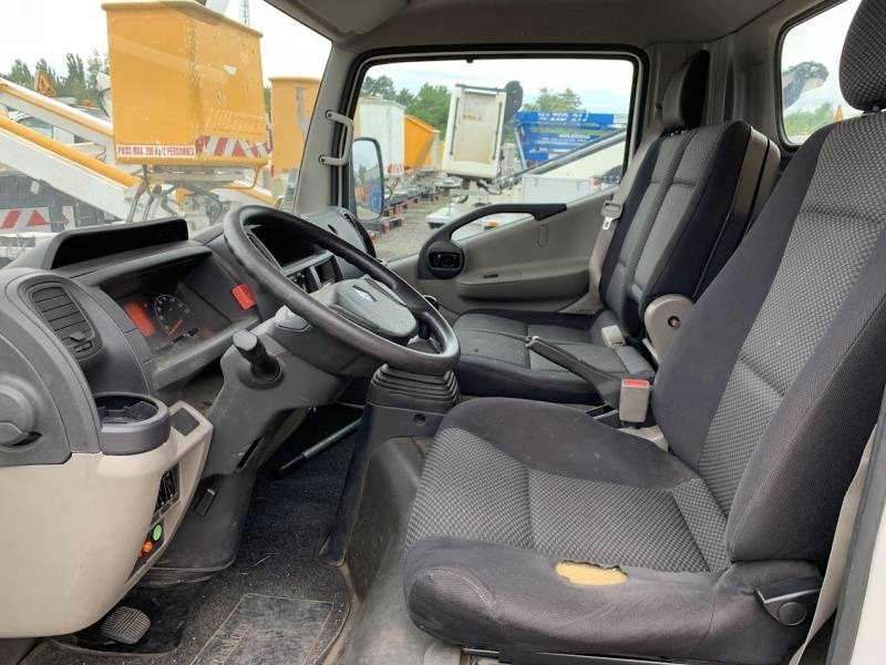 Camión con plataforma elevadora Renault Maxity Multitel MX200 - 20 m: foto 9