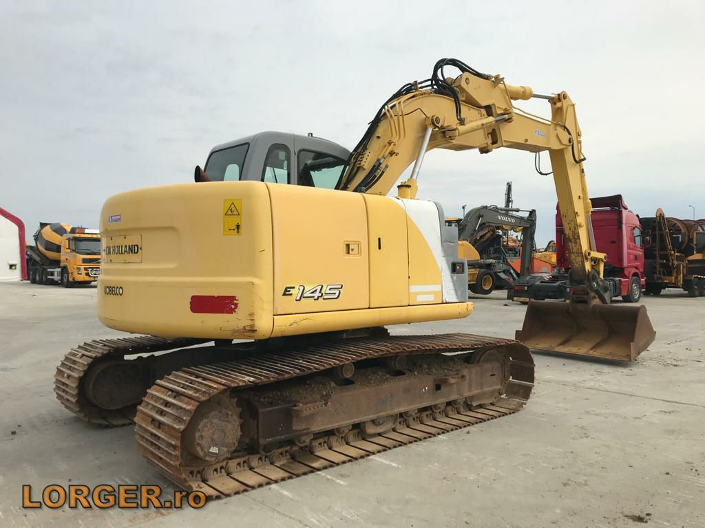 New Holland E 145 - Excavadora de cadenas: foto 5 New Holland E 145 - Excavadora de cadenas: foto 5