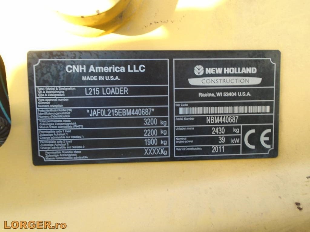 Minicargadora New Holland L 215: foto 12