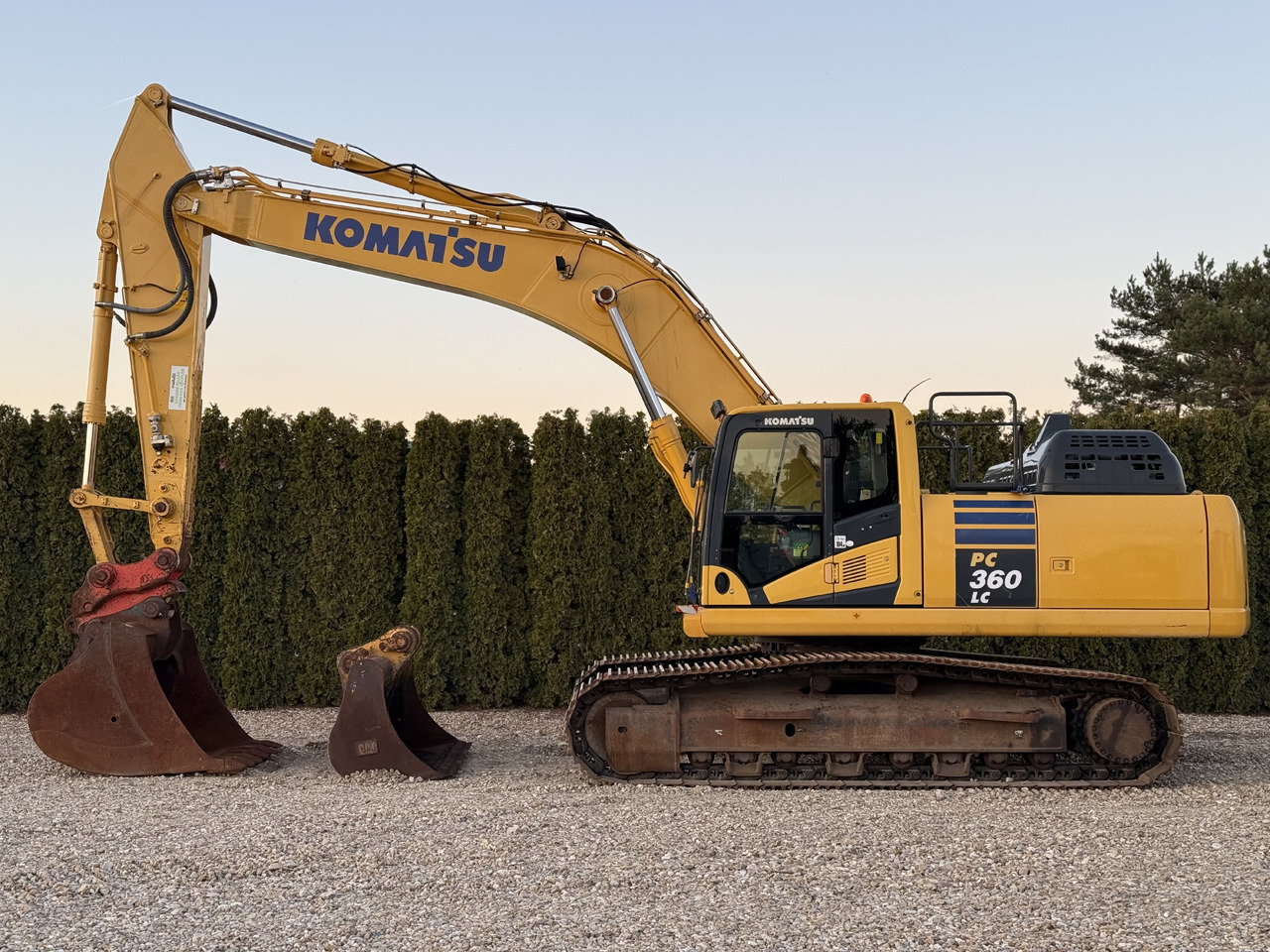 KOMATSU PC 360 LC-11 - Excavadora de cadenas: foto 2 KOMATSU PC 360 LC-11 - Excavadora de cadenas: foto 2