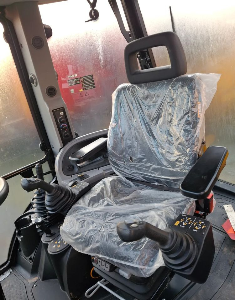 Retroexcavadora JCB 3CX PLUS AEC: foto 6 Retroexcavadora JCB 3CX PLUS AEC: foto 6