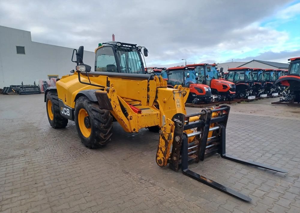 JCB 540-140 - Manipulador telescópico: foto 2 JCB 540-140 - Manipulador telescópico: foto 2