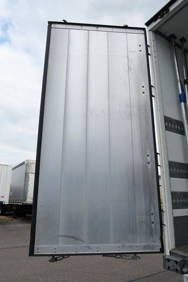 Semirremolque caja cerrada Schmitz Cargobull SKO 24/3 x ZURR/2 x LIFT /LBW 2000 kg / 2,70: foto 19