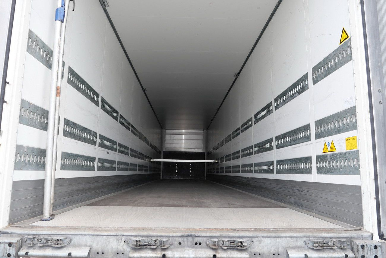 Semirremolque caja cerrada Schmitz Cargobull SKO 24/3 x ZURR/2 x LIFT /LBW 2000 kg / 2,70: foto 18