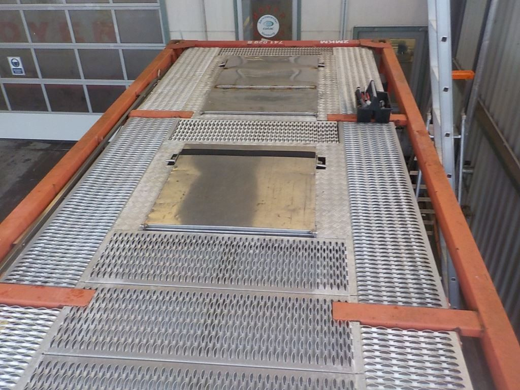 Vanhool 24.000 Liter V4A Elektroheizung 3 x Domdeckel - Semirremolque cisterna: foto 5 Vanhool 24.000 Liter V4A Elektroheizung 3 x Domdeckel - Semirremolque cisterna: foto 5