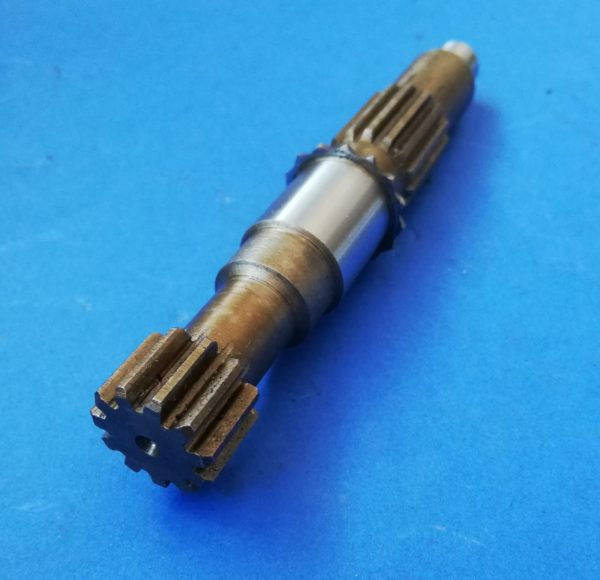 020390A Wałek silnika jazdy Takeuchi TB016, Kubota KX41-3V - Motor hidráulico para Maquinaria de construcción: foto 1 020390A Wałek silnika jazdy Takeuchi TB016, Kubota KX41-3V - Motor hidráulico para Maquinaria de construcción: foto 1