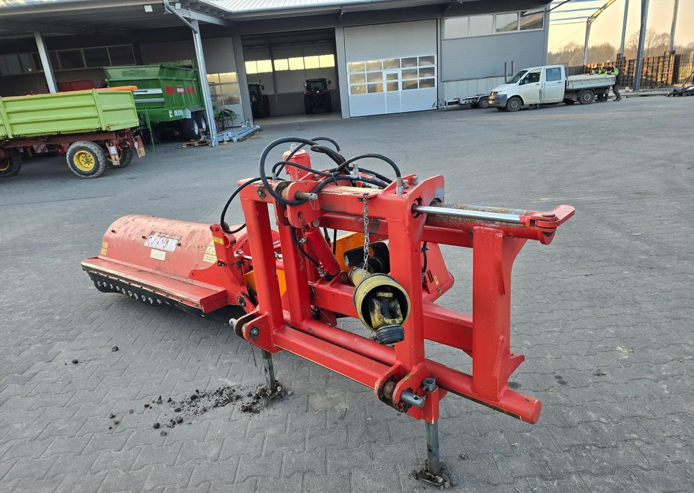 Inny Ducker - Segadora: foto 4 Inny Ducker - Segadora: foto 4