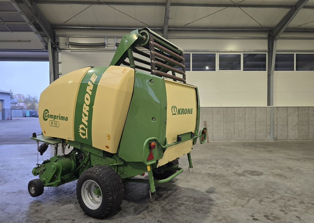 Krone Comprima F 155 - Maquinaria de henificación: foto 4 Krone Comprima F 155 - Maquinaria de henificación: foto 4