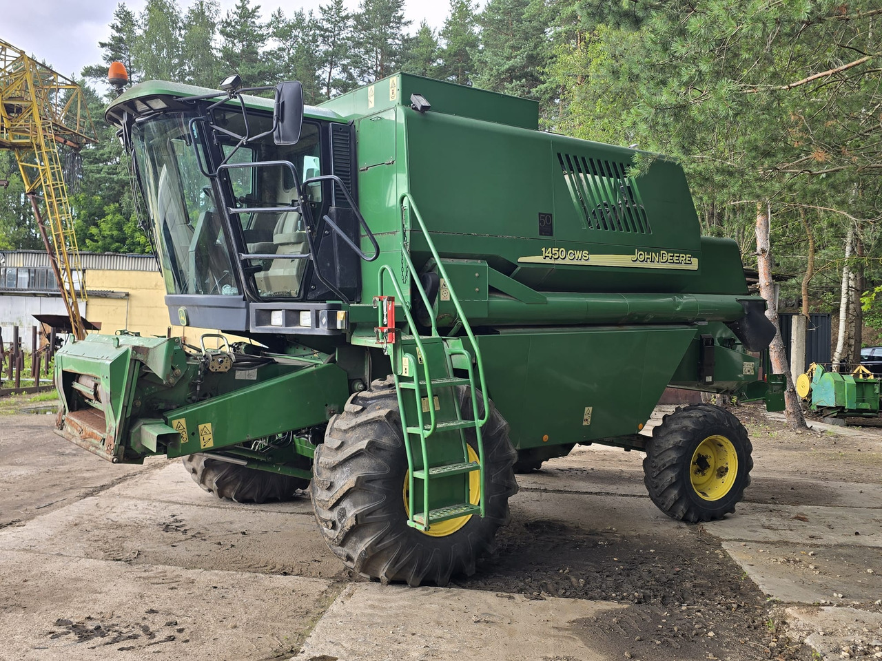 JOHN DEERE 1450 CWS - Cosechadora de granos: foto 1 JOHN DEERE 1450 CWS - Cosechadora de granos: foto 1
