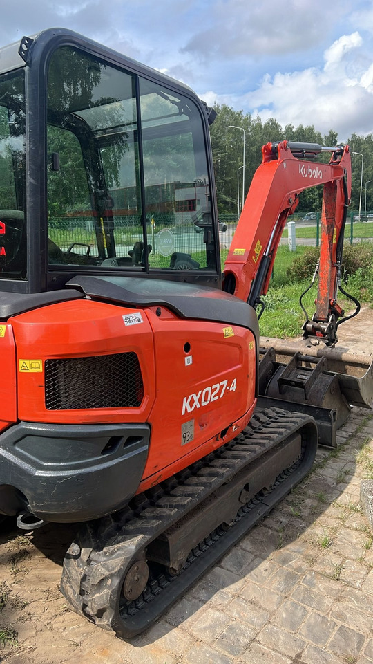 KUBOTA KX027-4 - Miniexcavadora: foto 2 KUBOTA KX027-4 - Miniexcavadora: foto 2
