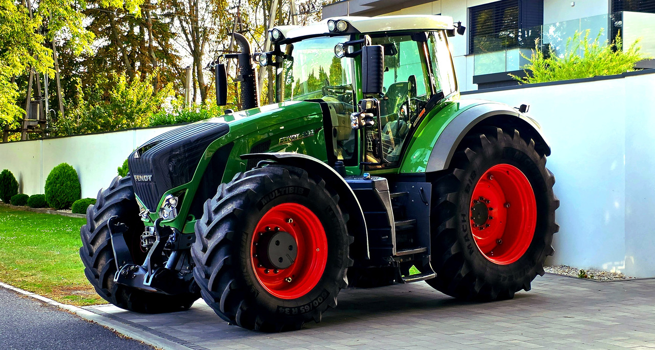 Fendt 933 S4 Profi Plus - Tractor: foto 1 Fendt 933 S4 Profi Plus - Tractor: foto 1