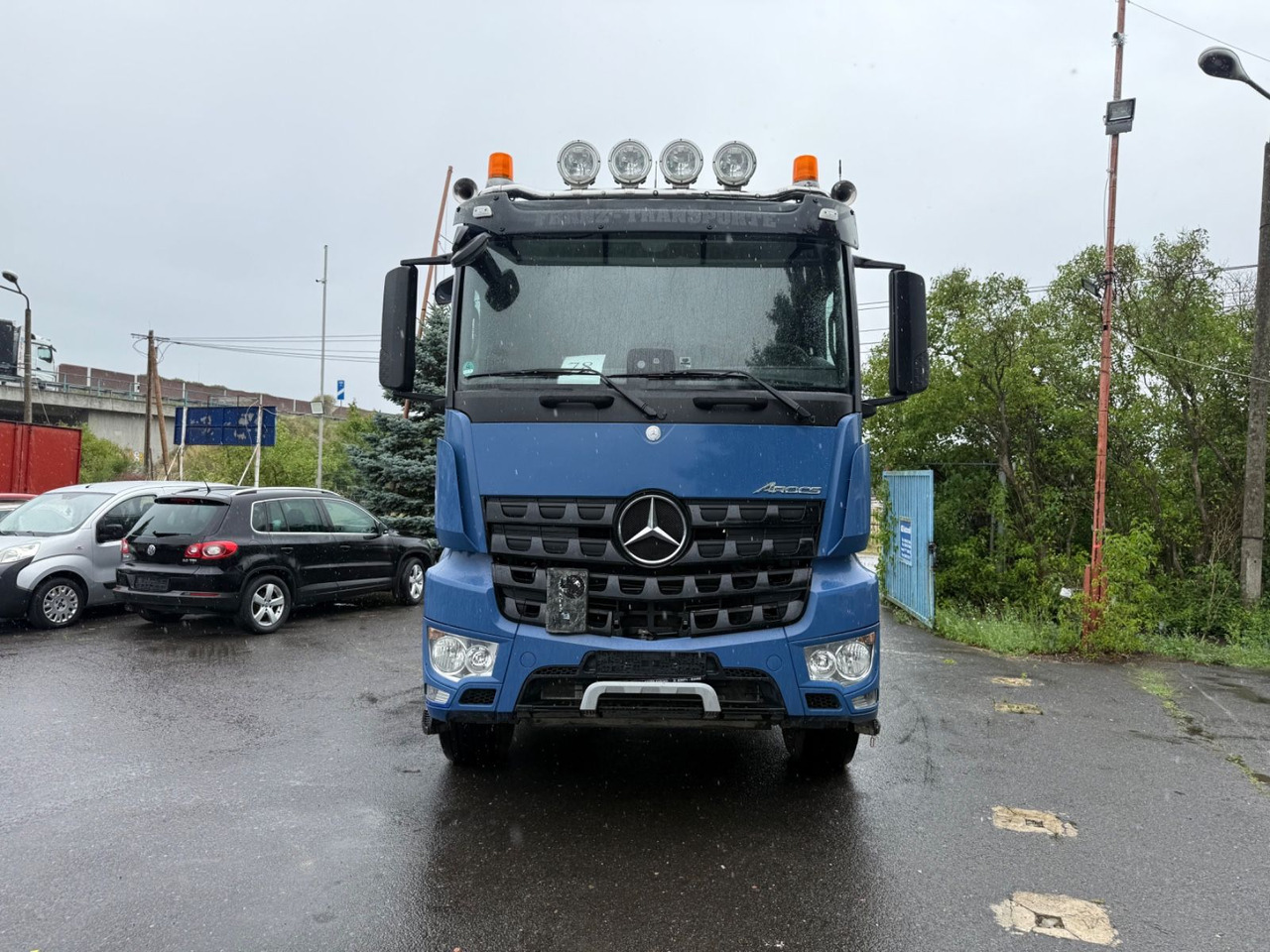 Mercedes-Benz Arocs 4 2-Achser BM 964 1843 OM470 4x2 SZM - Cabeza tractora: foto 1 Mercedes-Benz Arocs 4 2-Achser BM 964 1843 OM470 4x2 SZM - Cabeza tractora: foto 1
