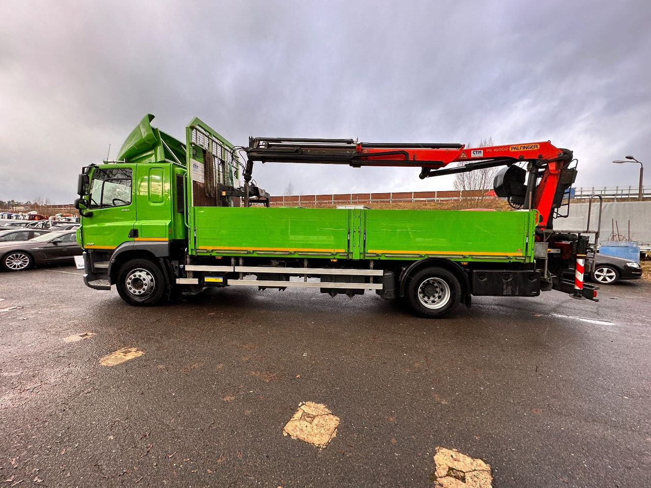 DAF CF 370 mit Kran Klima Tempomat - Camión caja abierta, Camión grúa: foto 5 DAF CF 370 mit Kran Klima Tempomat - Camión caja abierta, Camión grúa: foto 5