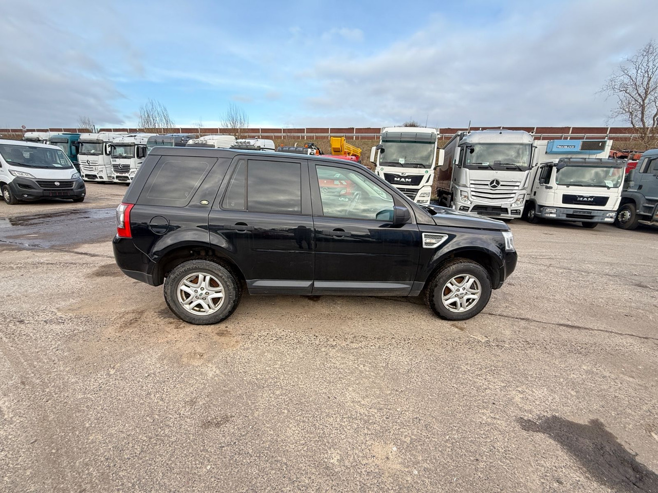 Land Rover Freelander 2 XE Limited Edition Brandschaden - SUV/ Todoterreno: foto 5 Land Rover Freelander 2 XE Limited Edition Brandschaden - SUV/ Todoterreno: foto 5