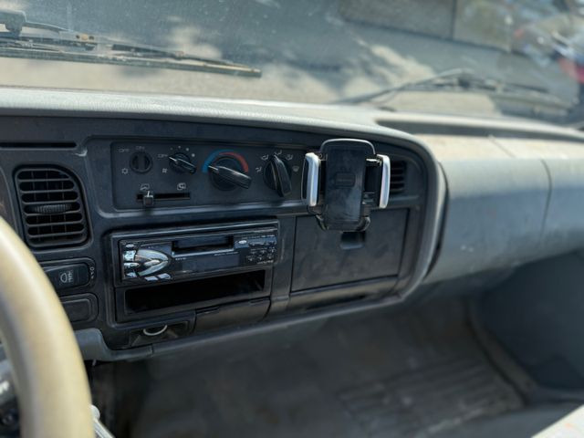 Furgoneta basculante Mitsubishi Intercooler Canter: foto 9 Furgoneta basculante Mitsubishi Intercooler Canter: foto 9