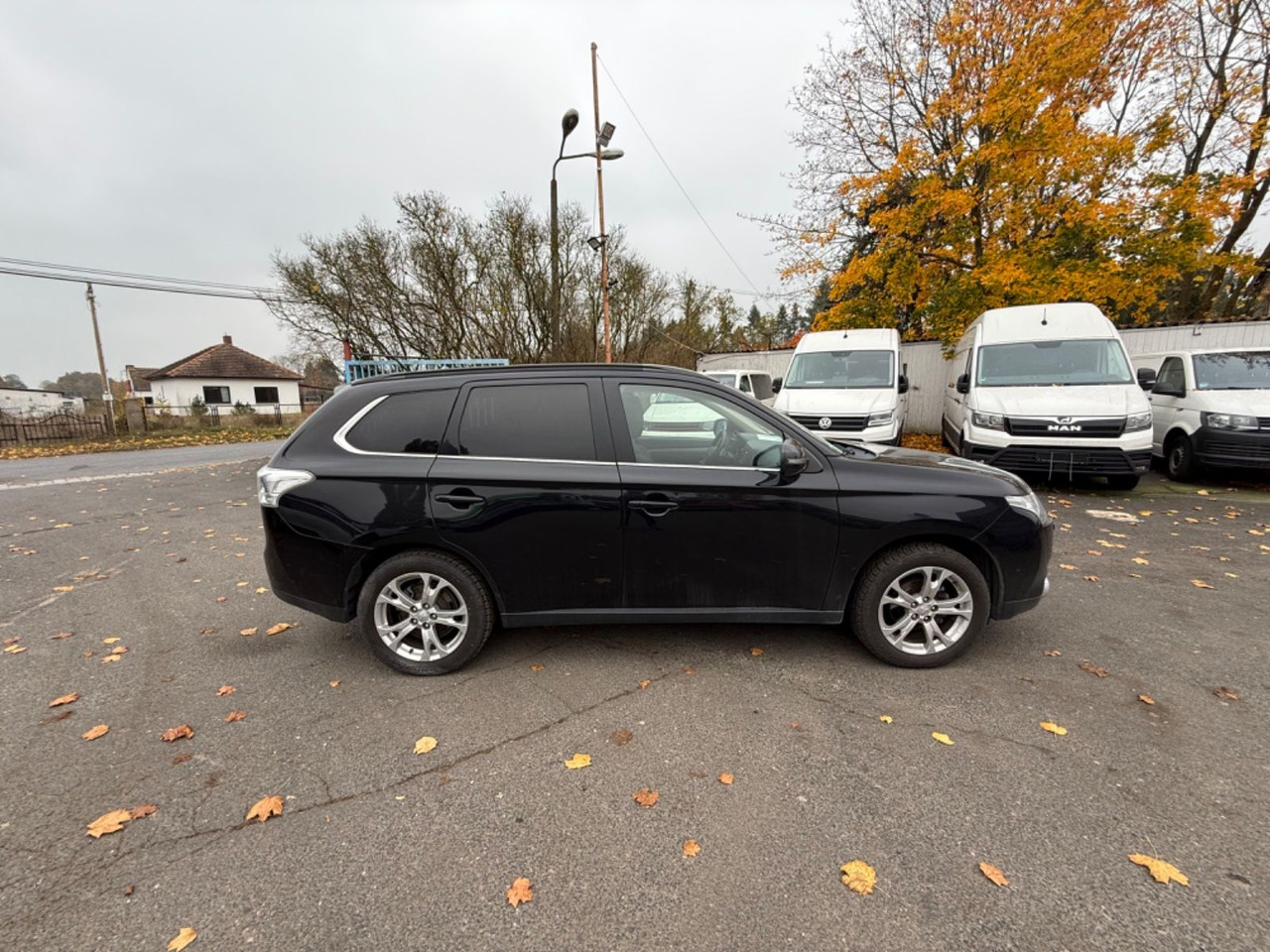 Mitsubishi Outlander 4X4 Allrad ClearTec Instyle - SUV/ Todoterreno: foto 3 Mitsubishi Outlander 4X4 Allrad ClearTec Instyle - SUV/ Todoterreno: foto 3