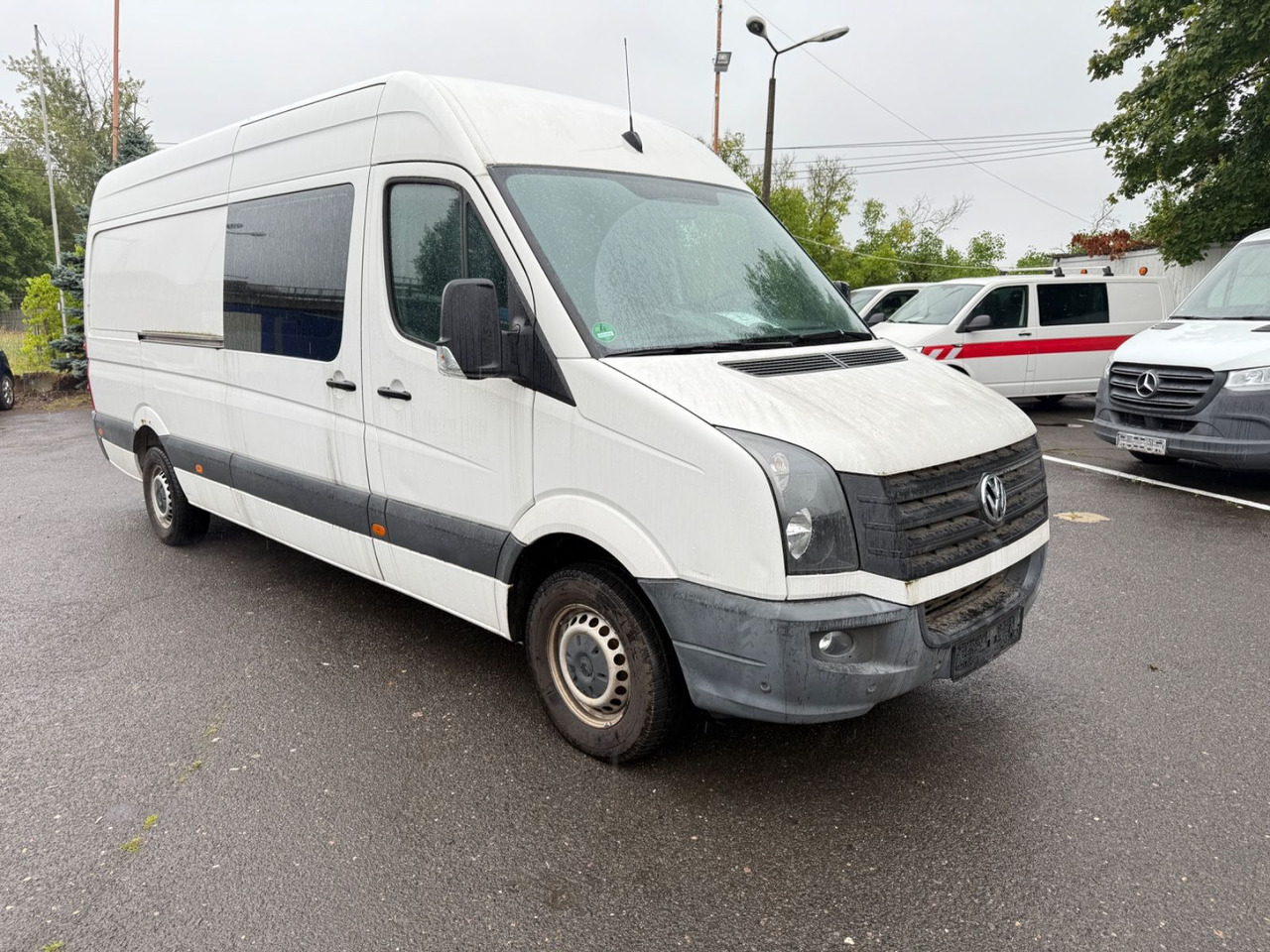 Volkswagen Crafter Mixto 35 lang L3H2 Hochdach - Furgón: foto 2 Volkswagen Crafter Mixto 35 lang L3H2 Hochdach - Furgón: foto 2