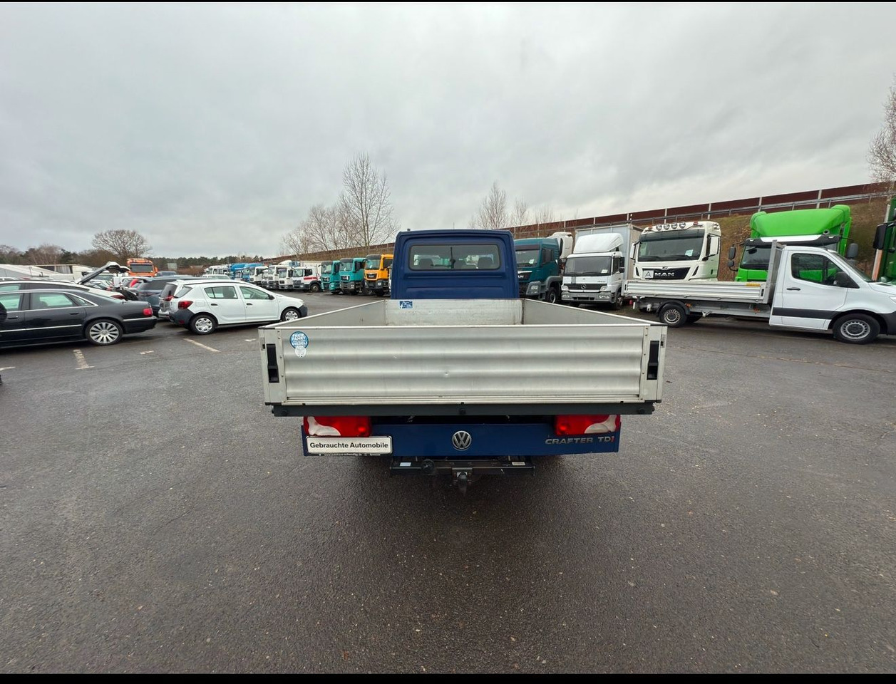 Volkswagen Crafter Pritsche 35 lang L3 Doppelkabine - Furgoneta caja abierta: foto 5 Volkswagen Crafter Pritsche 35 lang L3 Doppelkabine - Furgoneta caja abierta: foto 5