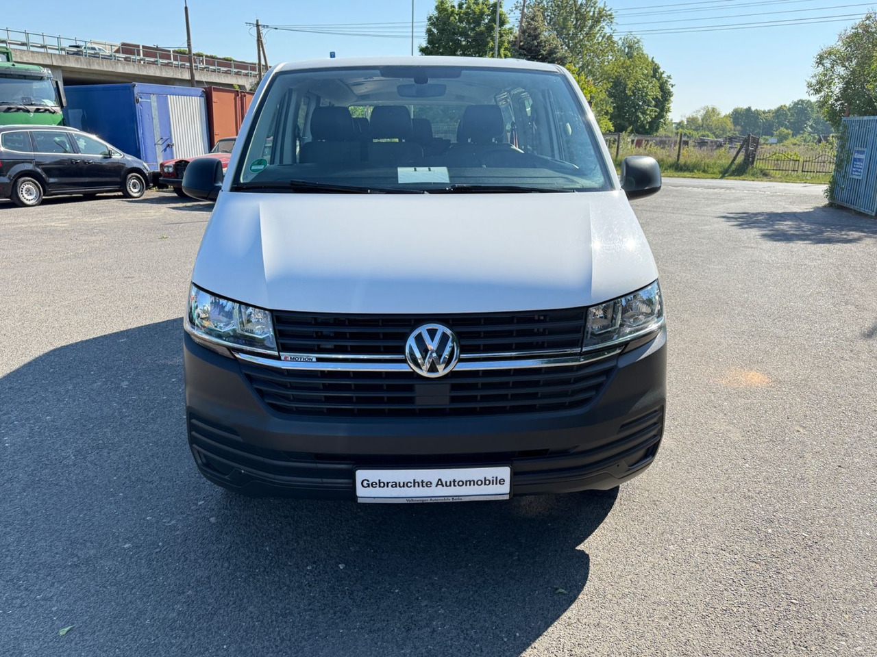 Volkswagen T6 Transporter Kombi lang 4MOTION - Furgoneta de pasajeros: foto 2 Volkswagen T6 Transporter Kombi lang 4MOTION - Furgoneta de pasajeros: foto 2