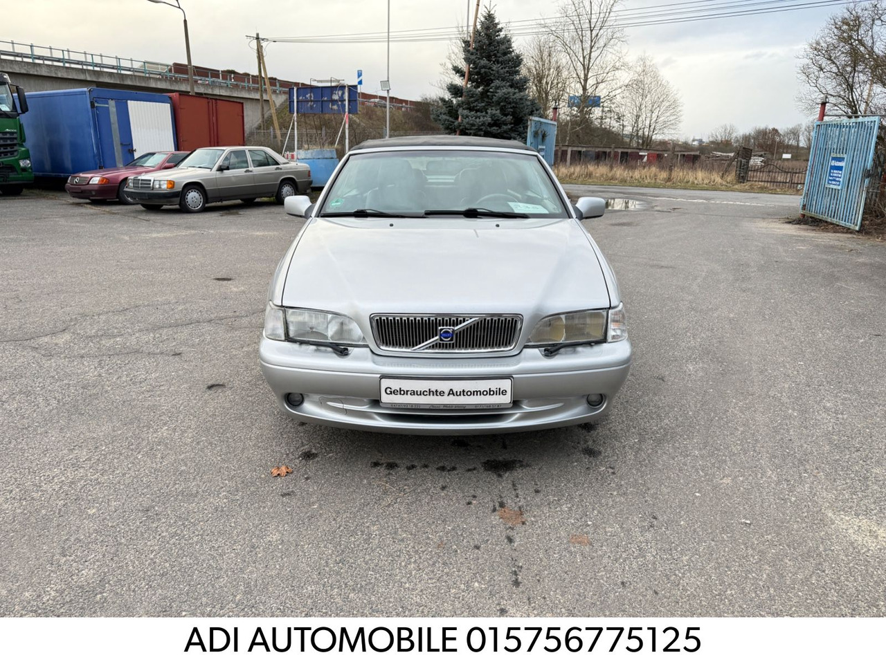 Volvo C70 Cabriolet 2.0 T Benzin / Flüssiggas - Coche: foto 1 Volvo C70 Cabriolet 2.0 T Benzin / Flüssiggas - Coche: foto 1