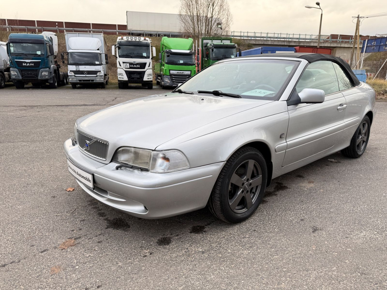 Volvo C70 Cabriolet 2.0 T Benzin / Flüssiggas - Coche: foto 3 Volvo C70 Cabriolet 2.0 T Benzin / Flüssiggas - Coche: foto 3