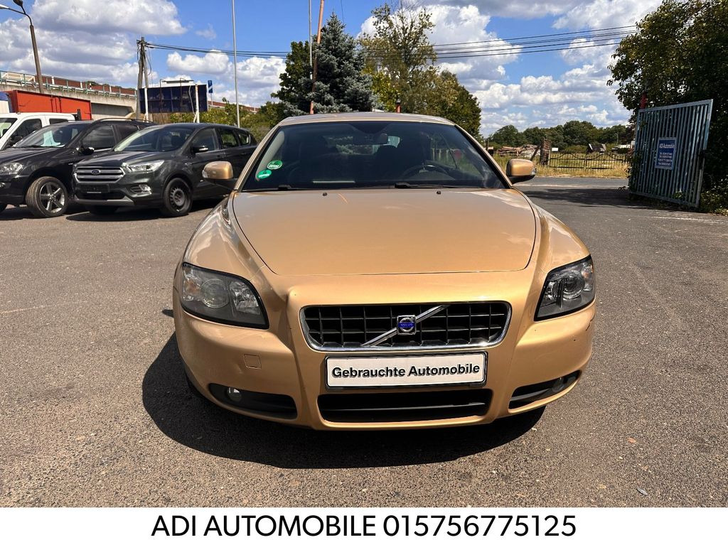 Coche Volvo C70 Cabriolet 2.4 Kinetic Benzin/Flüssiggas: foto 1