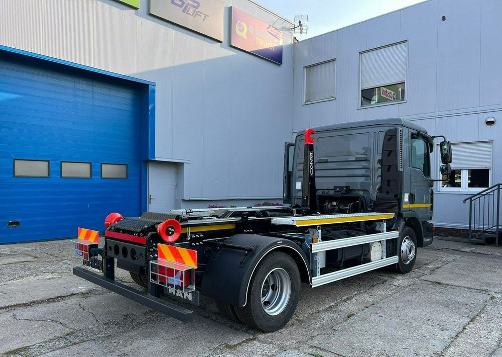 MAN TGL 12.180, hakowiec Janco/GP Lift - Camión de basura: foto 5 MAN TGL 12.180, hakowiec Janco/GP Lift - Camión de basura: foto 5