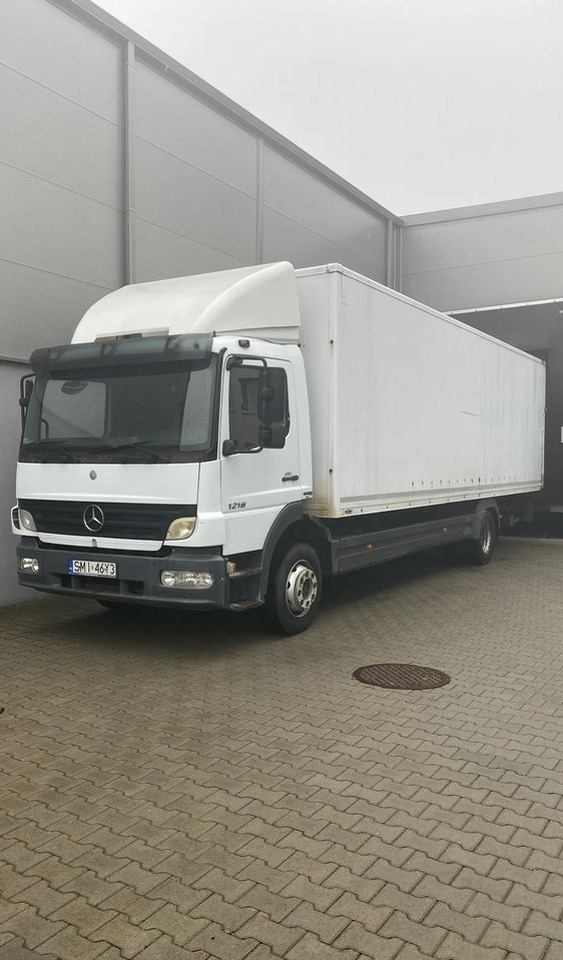 Mercedes-Benz atego - Camión frigorífico: foto 2 Mercedes-Benz atego - Camión frigorífico: foto 2