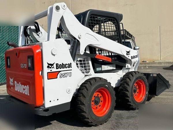 BOBCAT S590 - Minicargadora: foto 2 BOBCAT S590 - Minicargadora: foto 2