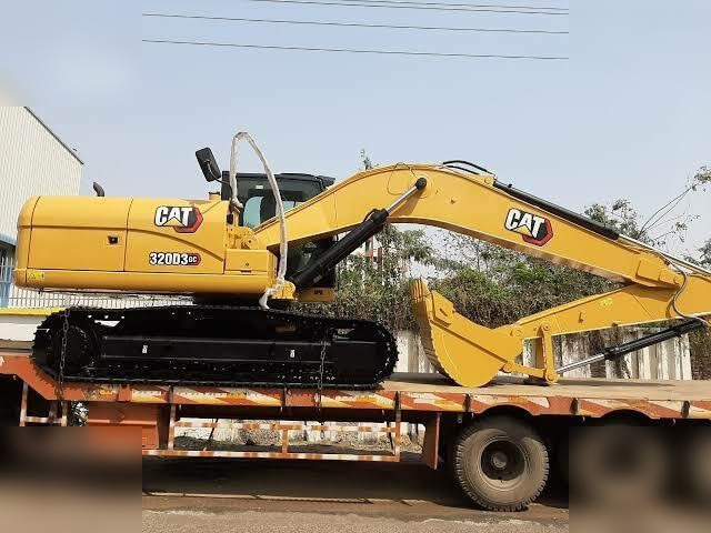 CATERPILLAR 320D3GC - Excavadora de cadenas: foto 4 CATERPILLAR 320D3GC - Excavadora de cadenas: foto 4