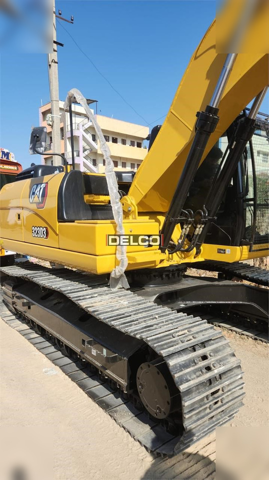 Excavadora de cadenas nuevo CATERPILLAR 323D3: foto 8