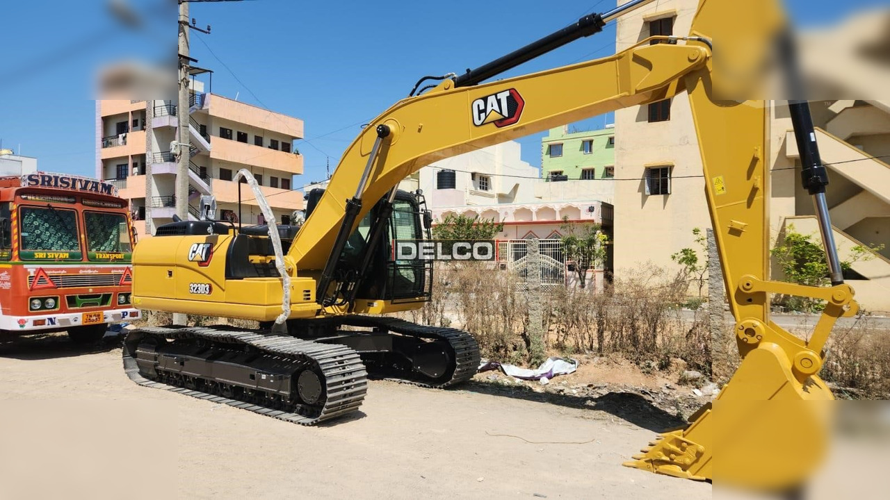 Excavadora de cadenas nuevo CATERPILLAR 323D3: foto 9
