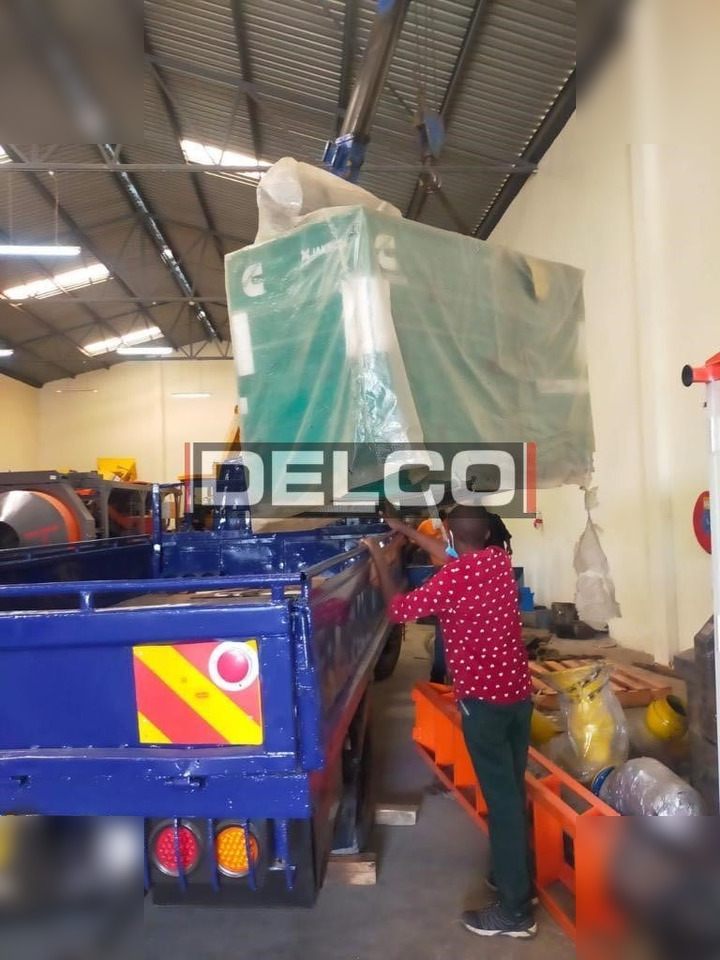 CUMMINS 125 KVA - Generador industriale: foto 1 CUMMINS 125 KVA - Generador industriale: foto 1