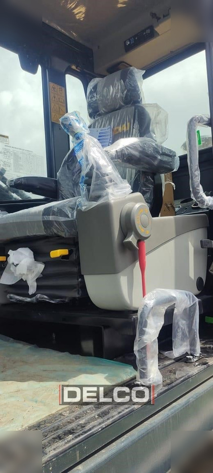 Excavadora de cadenas nuevo HYUNDAI ROBEX 210: foto 12