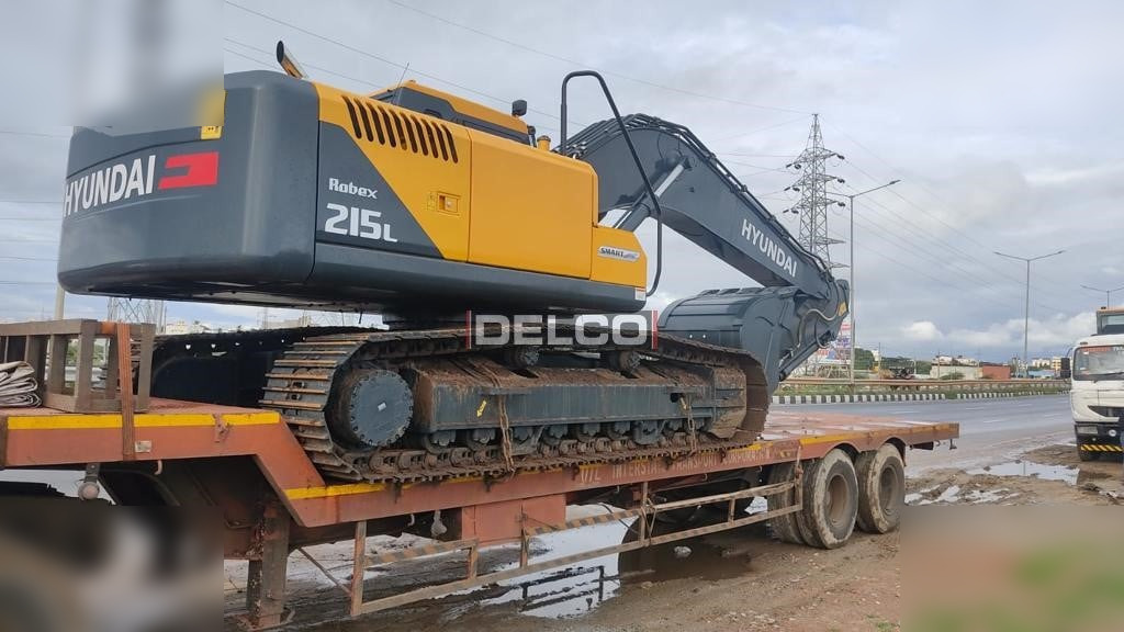 HYUNDAI ROBEX 215L SMART - Excavadora de cadenas: foto 4 HYUNDAI ROBEX 215L SMART - Excavadora de cadenas: foto 4