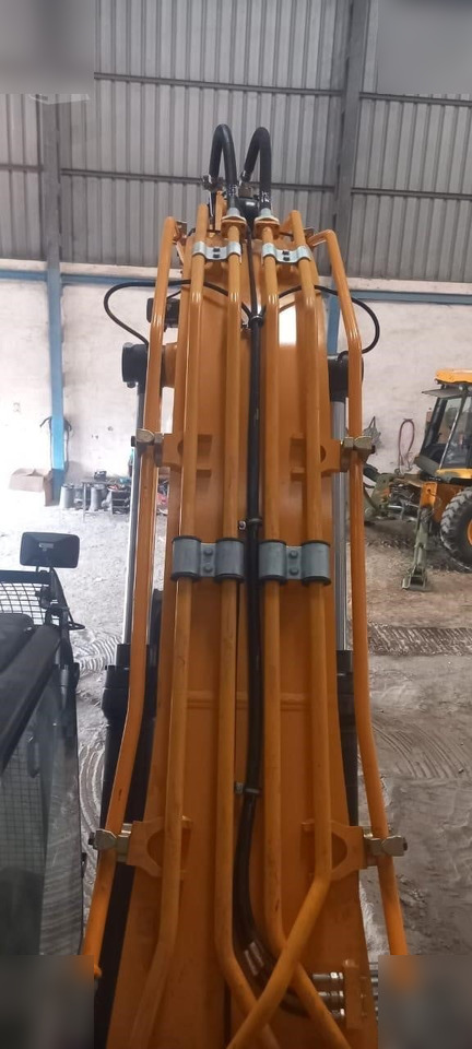 Leasing para JCB JS210 LC JCB JS210 LC: foto 7