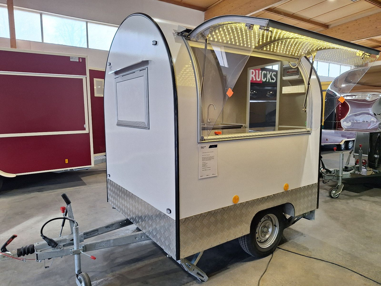 Esselmann Delistar Easy Go 220 - Remolque venta ambulante: foto 1 Esselmann Delistar Easy Go 220 - Remolque venta ambulante: foto 1