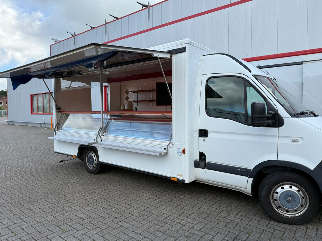 Renault Seba Borco Höhns - Camión tienda: foto 1 Renault Seba Borco Höhns - Camión tienda: foto 1