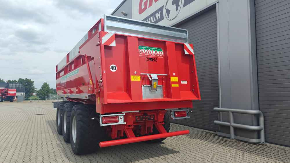 VAIA NL28 (3 axle trailer) - Maquinaria de henificación: foto 2 VAIA NL28 (3 axle trailer) - Maquinaria de henificación: foto 2