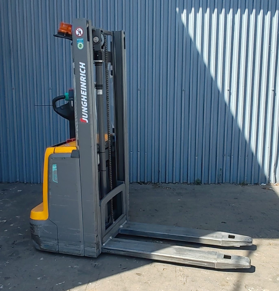 Jungheinrich EJC 110 Li-ion 2.7m/ 2019y/ 3150mh - Apilador: foto 2 Jungheinrich EJC 110 Li-ion 2.7m/ 2019y/ 3150mh - Apilador: foto 2
