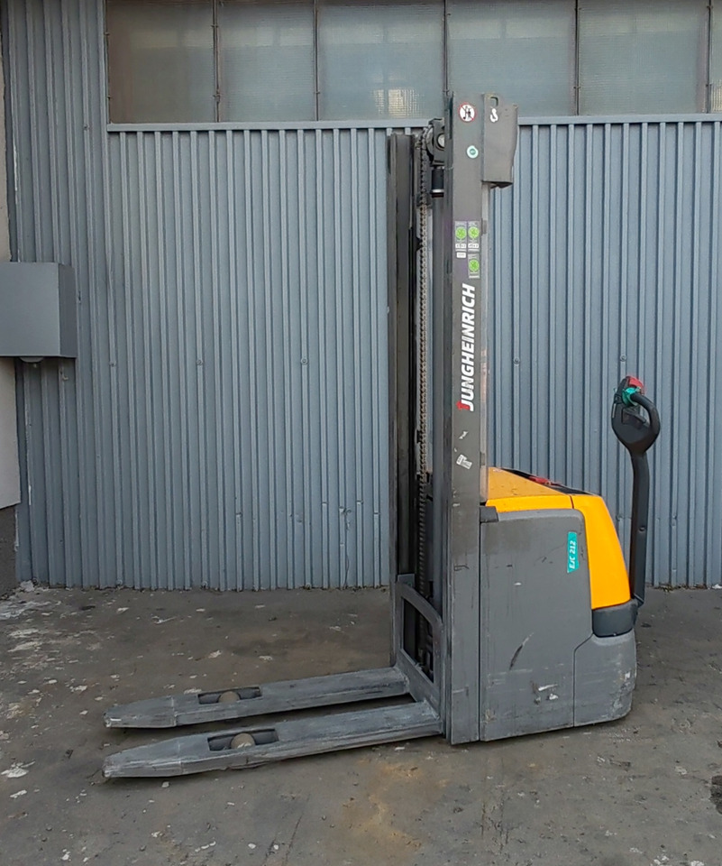 Jungheinrich EJC212 3.6m/ 2018yy/ 1574mh - Apilador: foto 1 Jungheinrich EJC212 3.6m/ 2018yy/ 1574mh - Apilador: foto 1