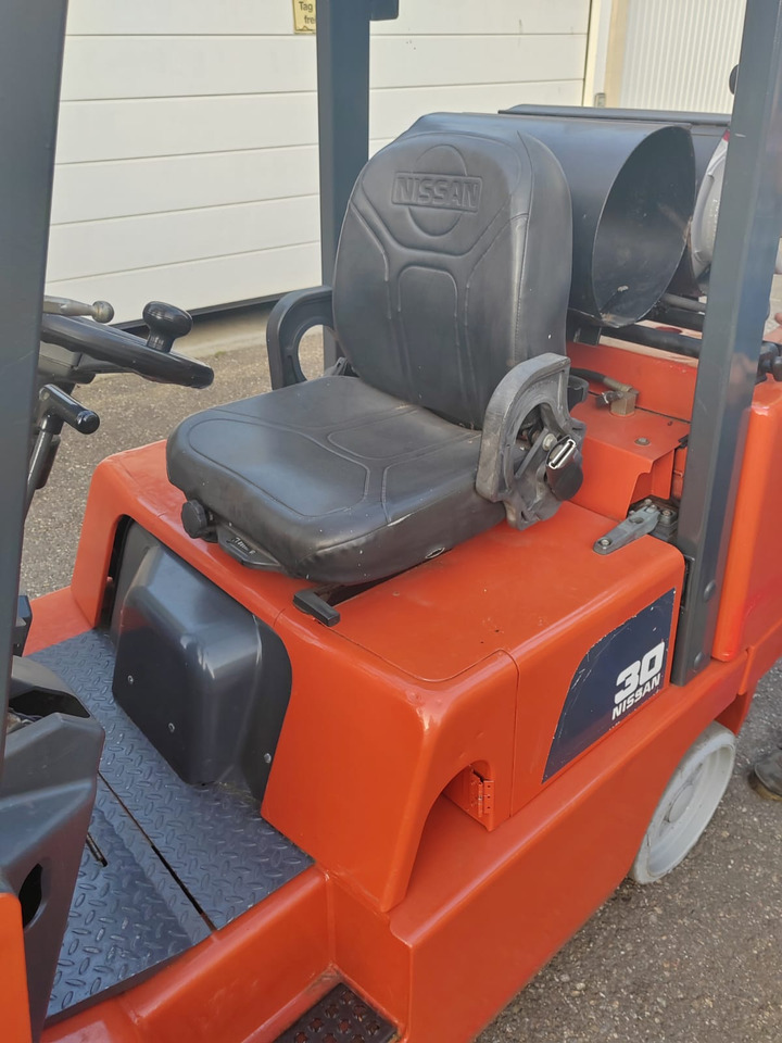 Nissan CPJ02A30PV - Carretilla elevadora de gas: foto 5 Nissan CPJ02A30PV - Carretilla elevadora de gas: foto 5