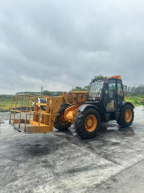 JCB 535 - Equipo de construcción: foto 2 JCB 535 - Equipo de construcción: foto 2